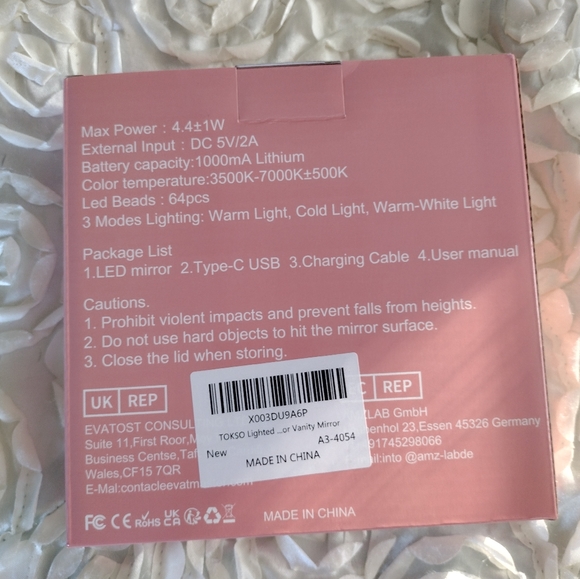 Trifold makeup mirror - Picture 4 of 6